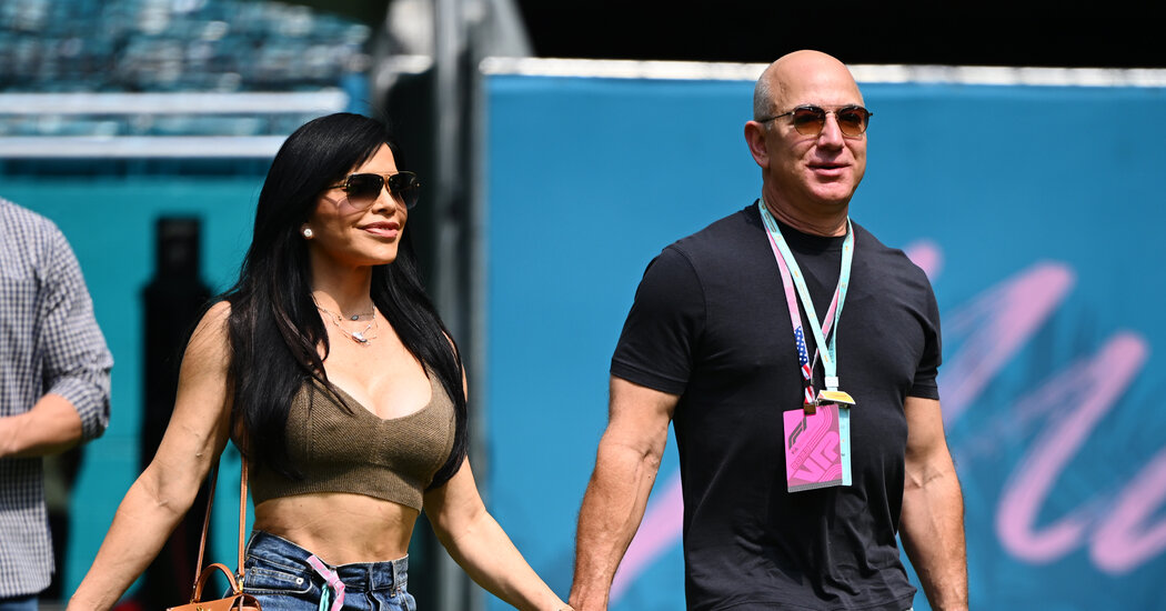 Jeff Bezos Makes Miami his New Home, Leaving Seattle Behind