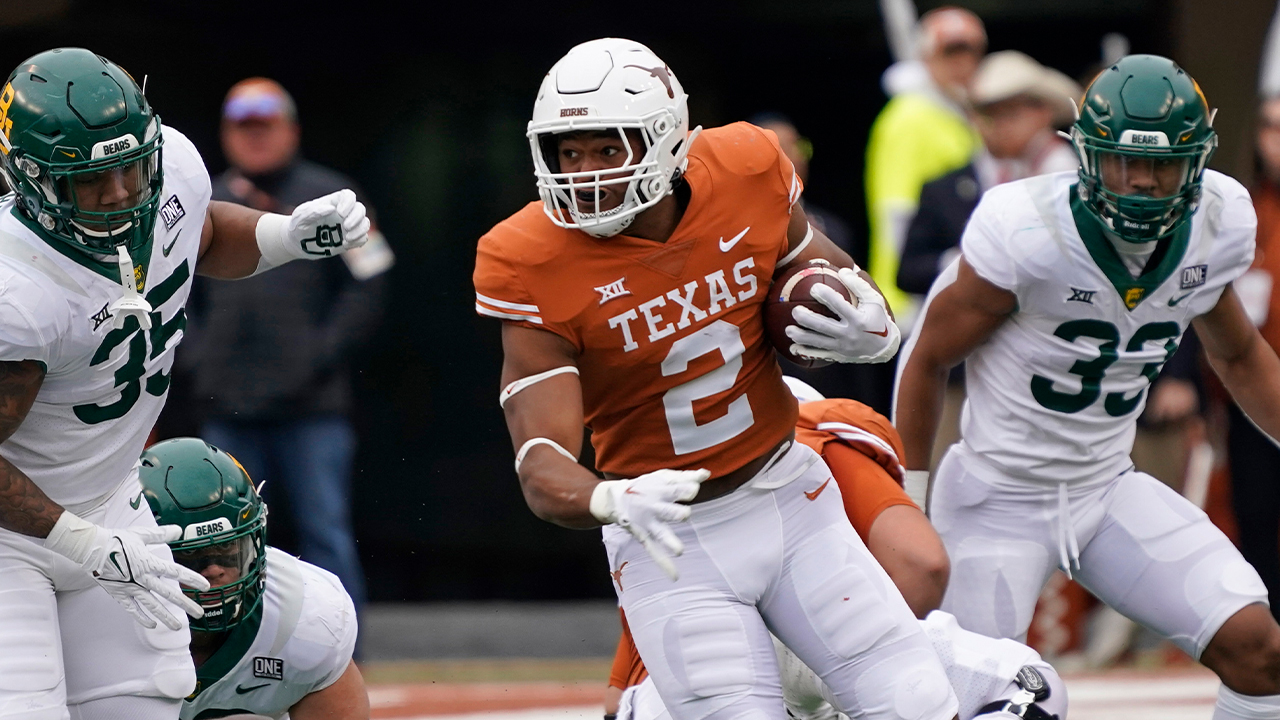 Chicago Bears' Roschon Johnson: From Texas to the Windy City.