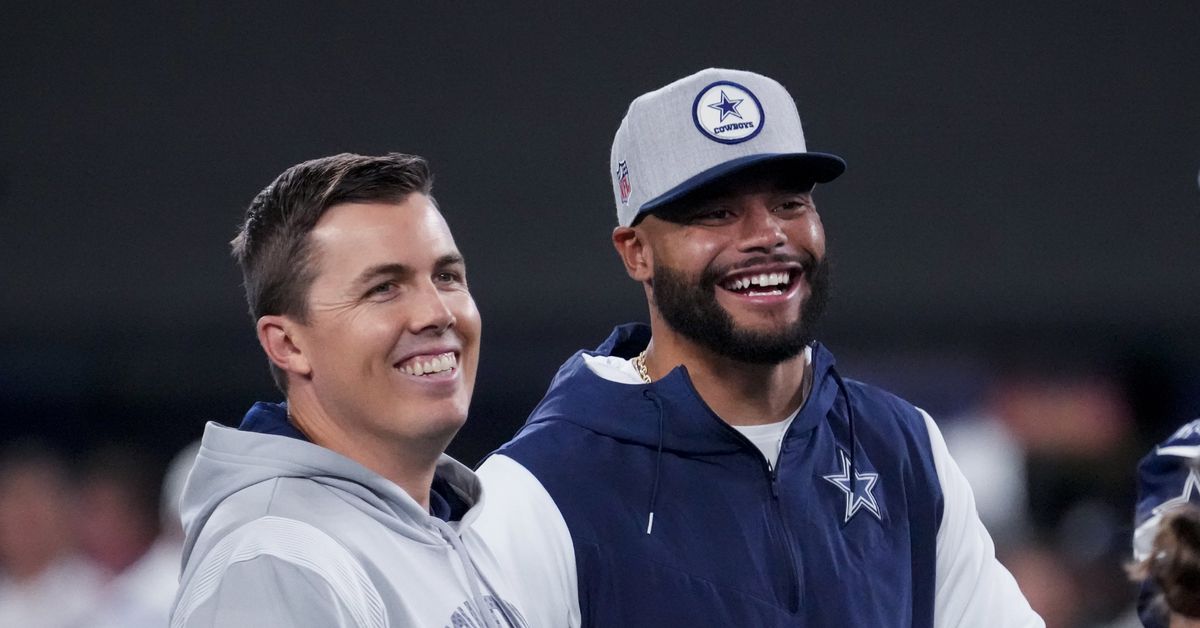 Kellen Moore Joins Philadelphia Eagles as Offensive Coordinator