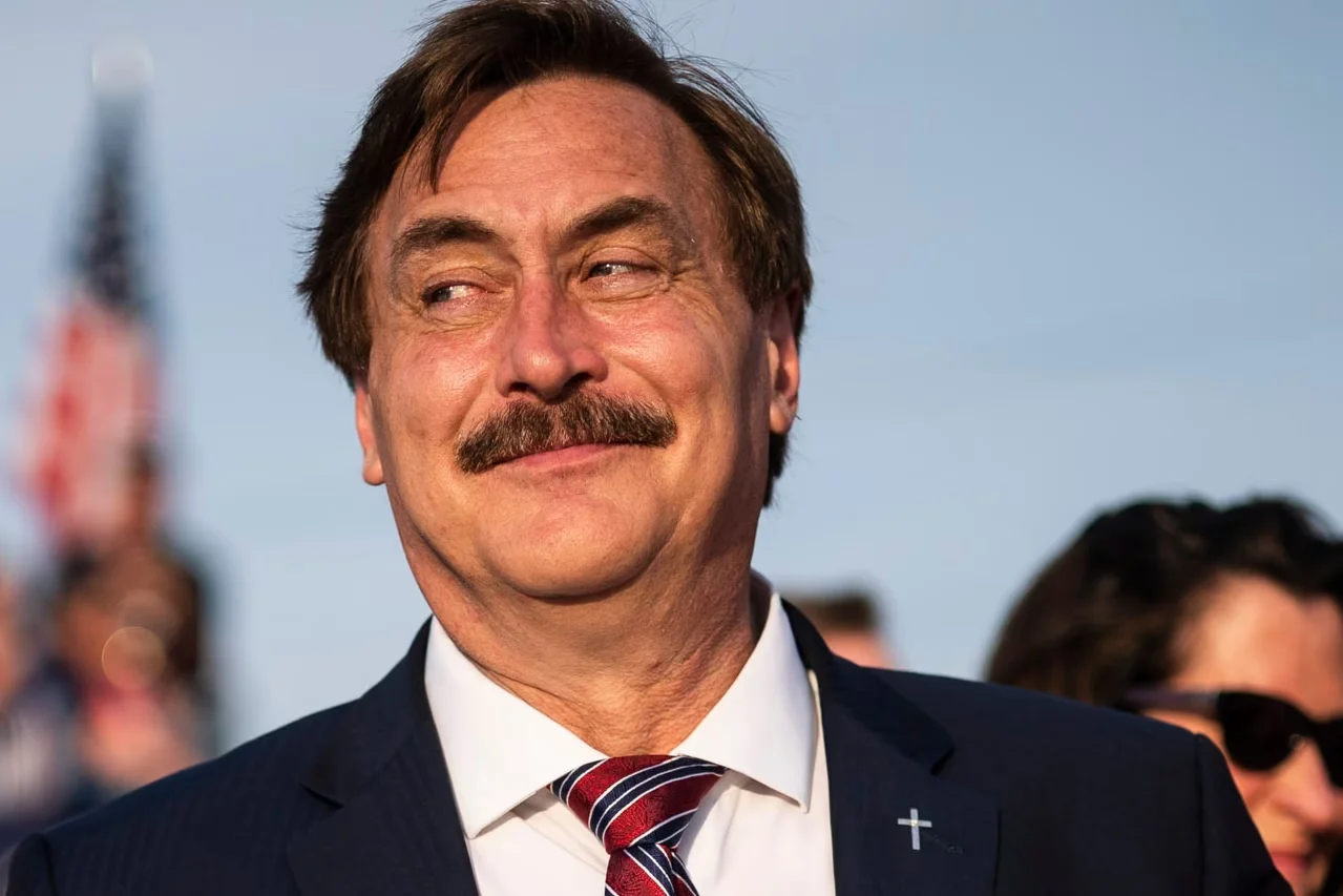 "Fox News Halts MyPillow Ads Amid Dispute with Mike Lindell"