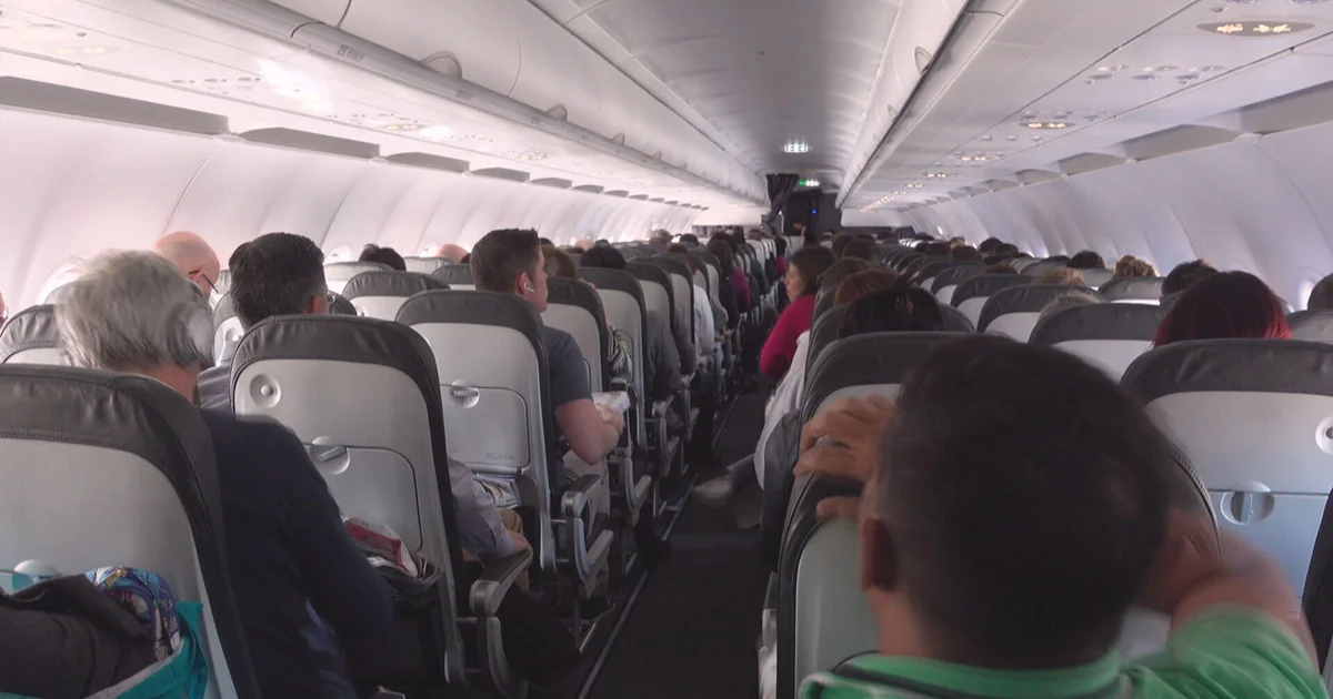 Featured image for Airplane Fume Incidents Pose Serious Health Risks to Passengers and Crew