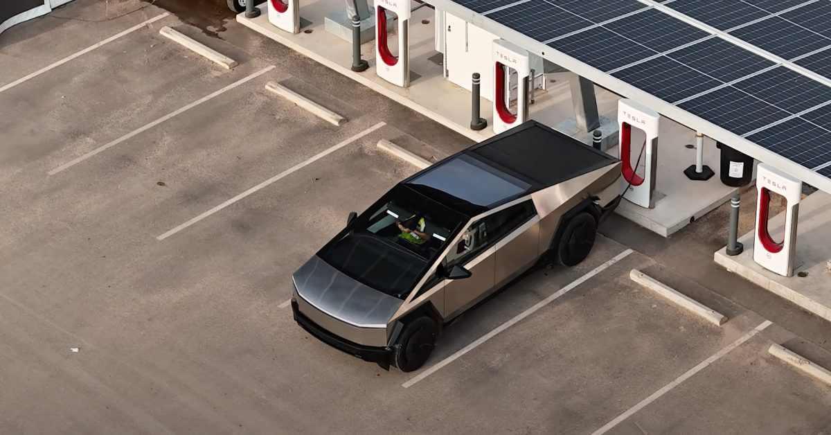 Featured image for "Tesla's Cybertruck faces charging network challenges"