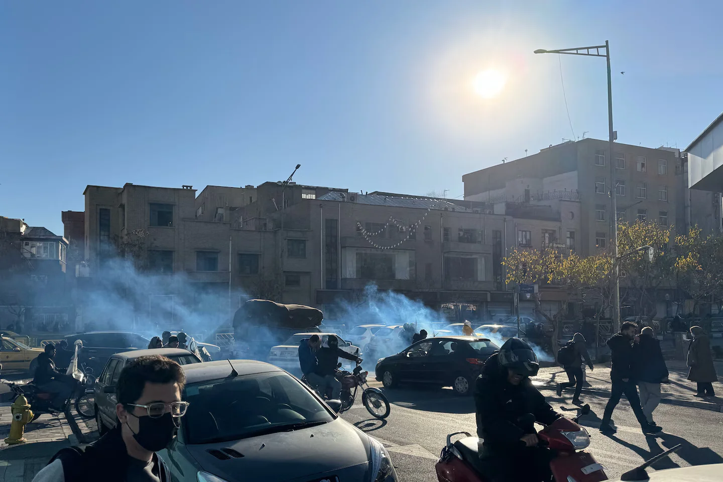 Featured image for Tensions Rise as Iran Protests Turn Deadly Amid US Threats