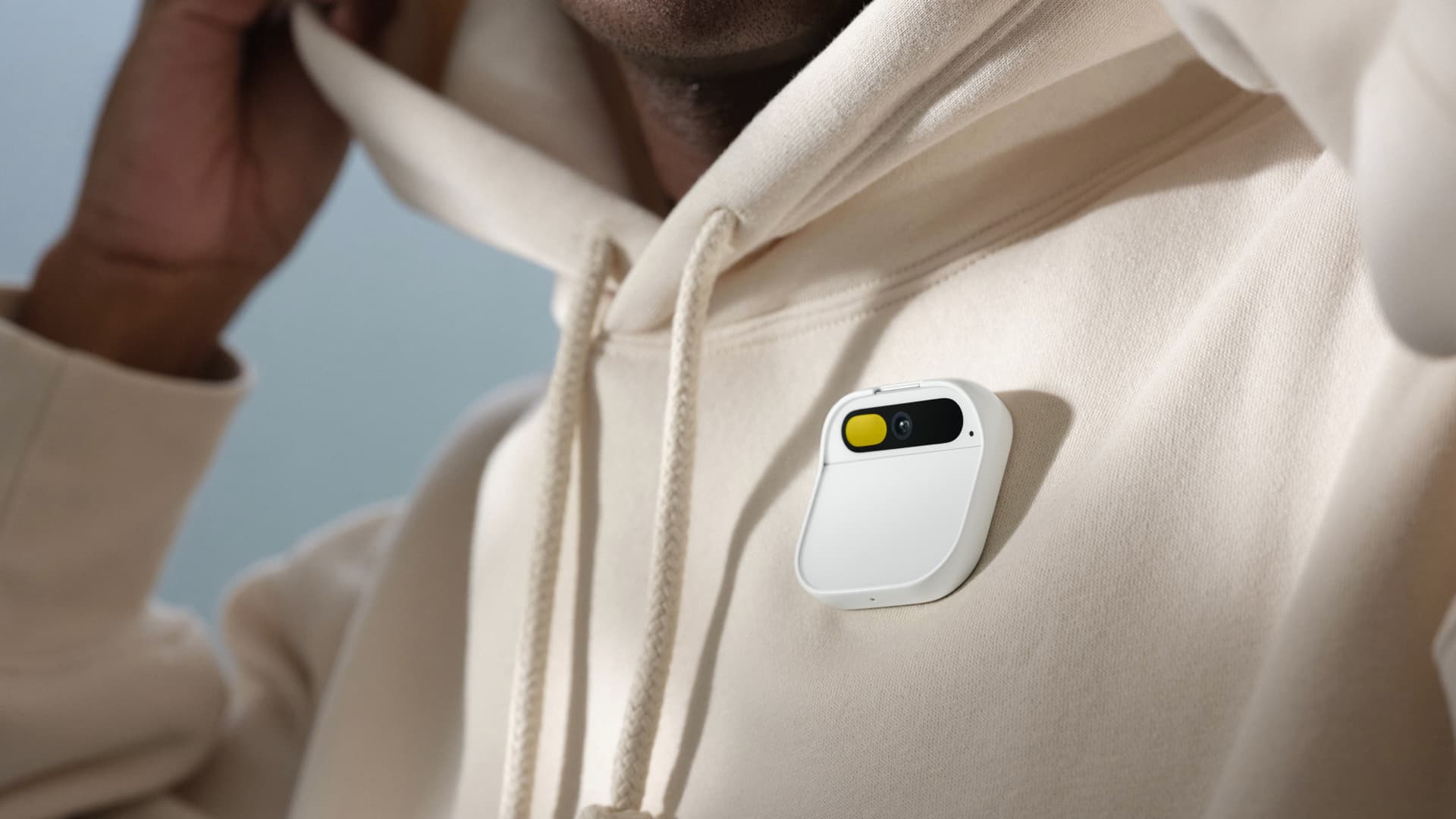 Featured image for "Former Apple designers unveil $700 Humane AI Pin as futuristic smartphone alternative"