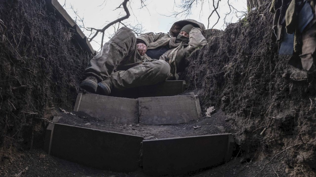 "Russian Attacks on Ukraine's Energy Grid: Escalating Tensions and Infrastructure Damage"