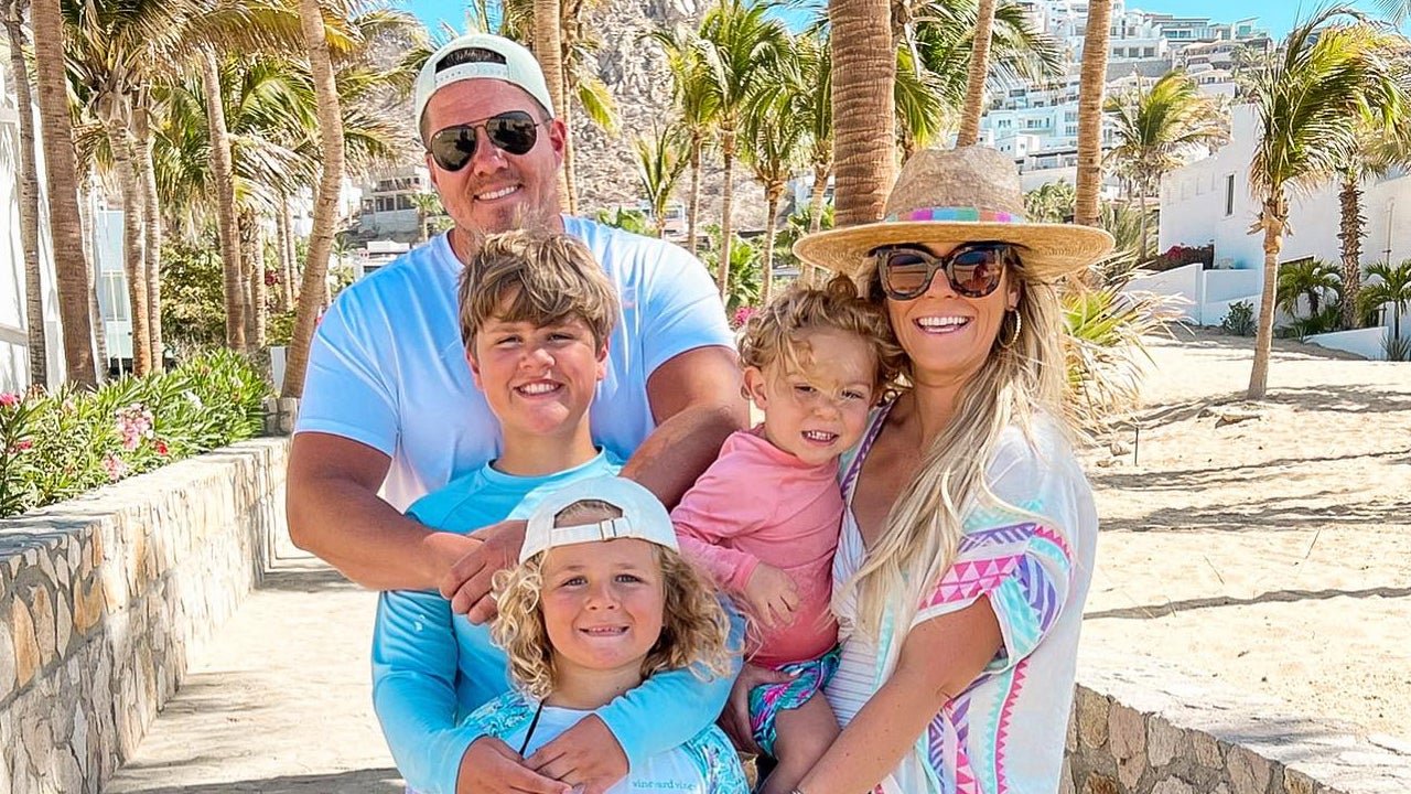 Featured image for "Lifestyle Influencer Laura Merritt Walker Mourns Tragic Loss of 3-Year-Old Son"