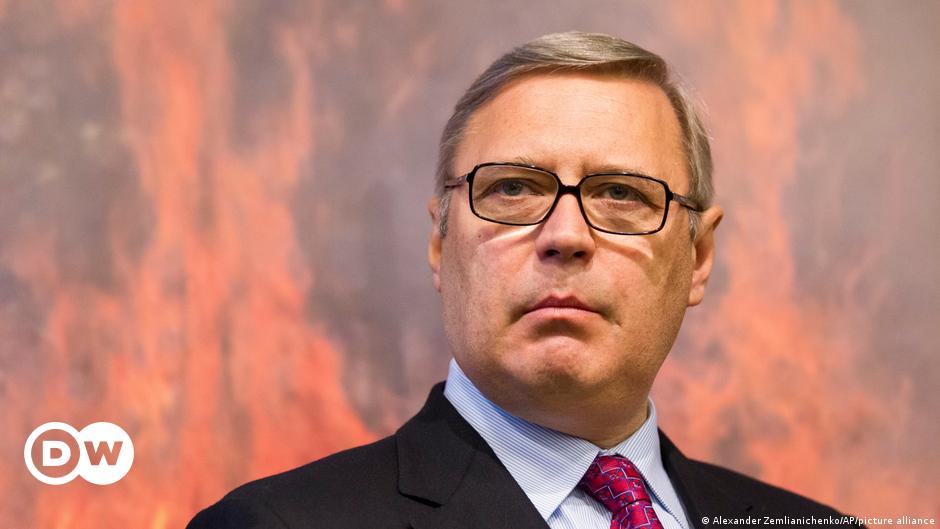 Unraveling Russia: Wagner's Impact on Putin's Stability and Military Control