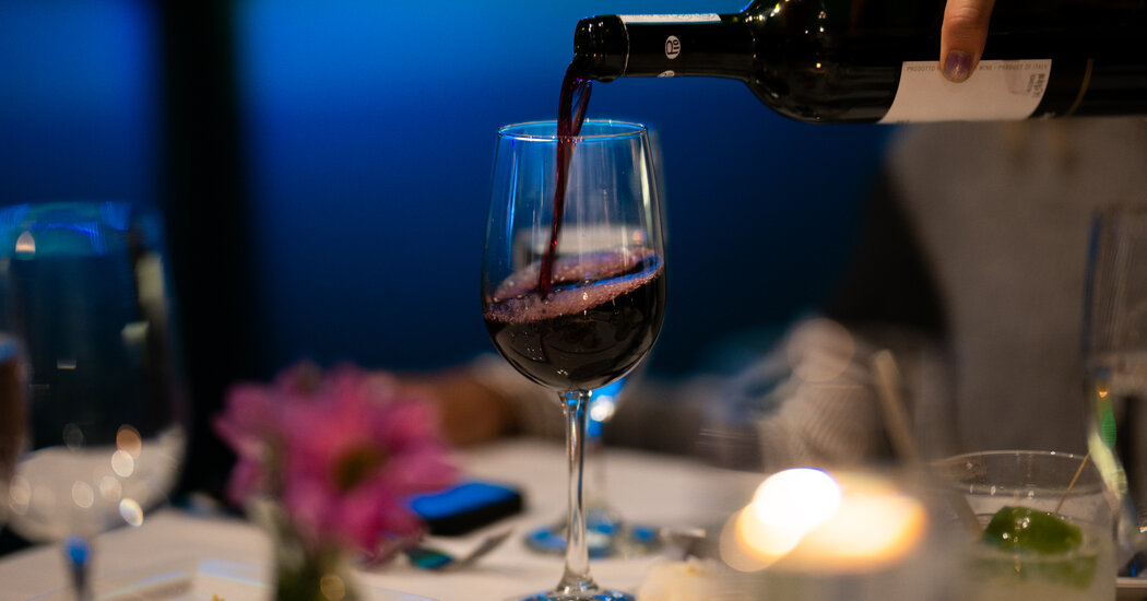 Featured image for Controversial Alcohol Study Scientists May Shape U.S. Drinking Guidelines