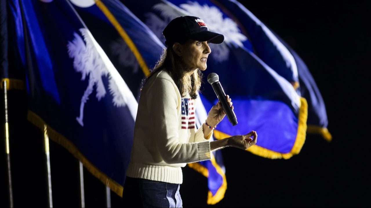 "Nikki Haley's Struggle to Regain Popularity Amid 2024 Campaign Speculation"