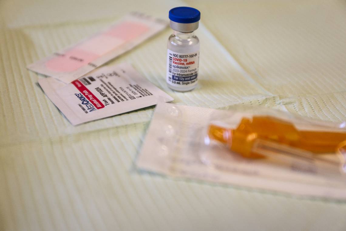 Featured image for "Maximizing COVID Vaccine Effectiveness: The Simple Trick You Need to Know, According to Studies"