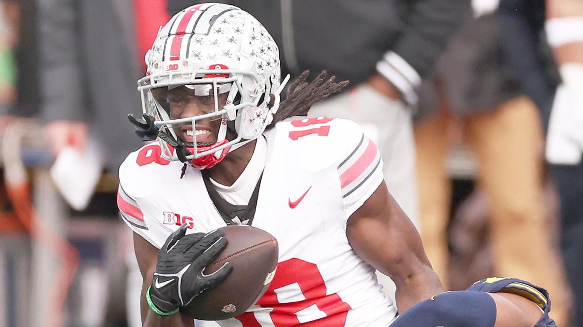 "2024 NFL Draft: Top QB Prospects Lead Offense-Heavy Mock Draft Predictions"