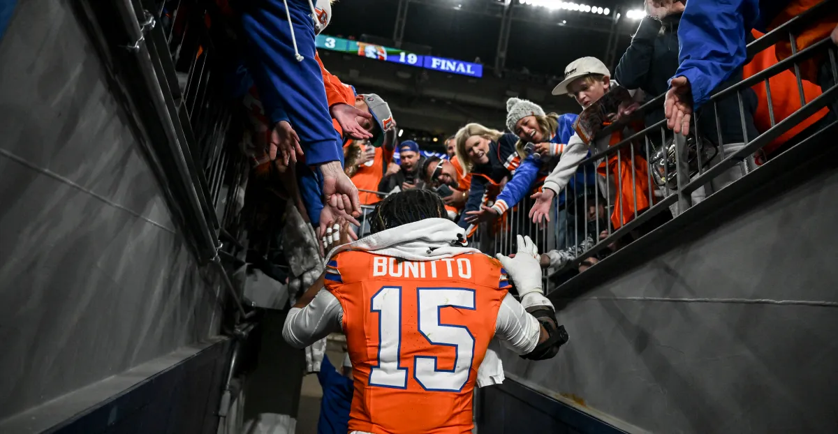 Featured image for Broncos clinch AFC No. 1 seed with decisive win