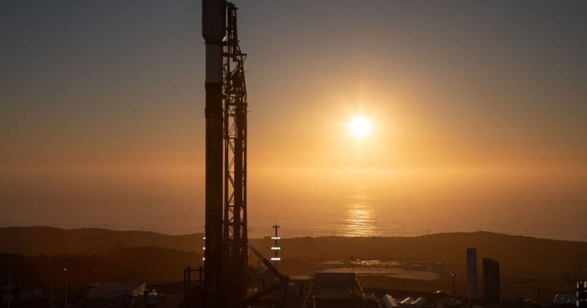 SpaceX's Satellite Launches Face Delays, but 60th Mission Nears Record