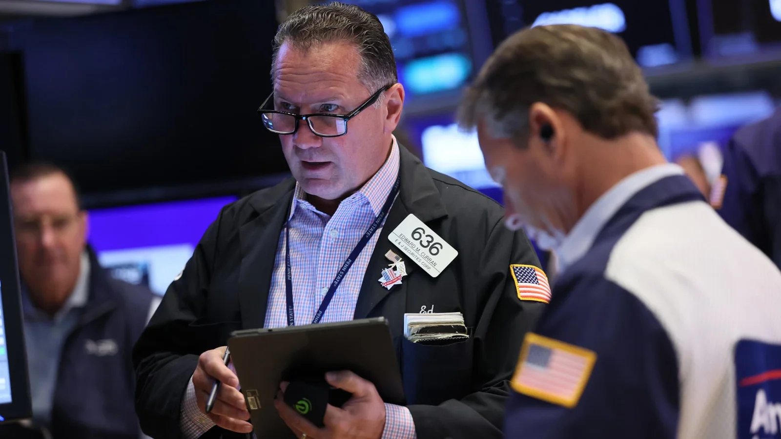 Nvidia Shares Drop Despite Strong Q2 Earnings Amid Data Center Sales Miss