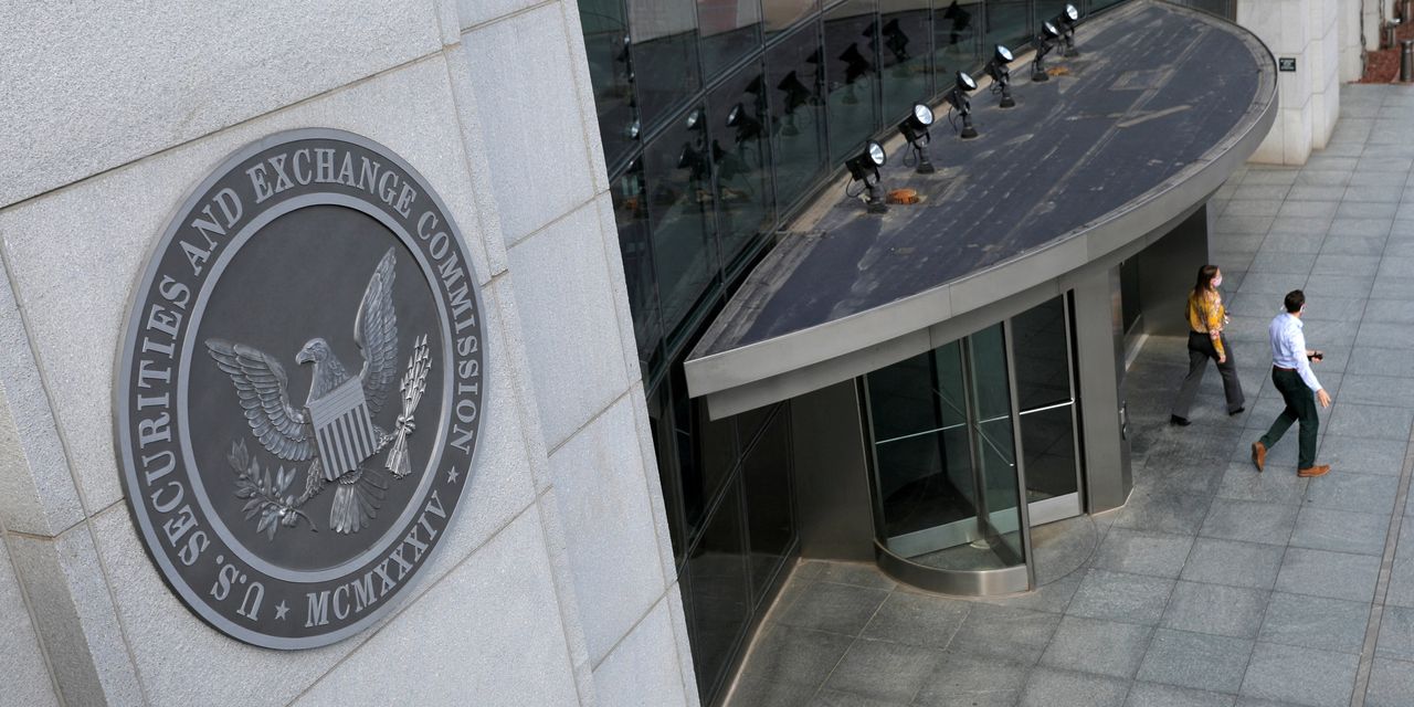 "SEC Faces Deadline Day for Bitcoin ETF Decision Amid Account Compromise Concerns"