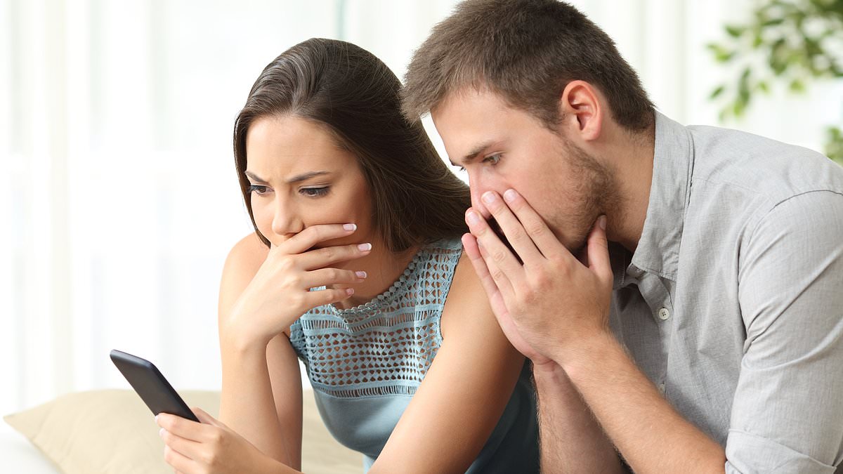 "4 iPhone Tricks to Stop Smartphone Snoopers and Protect Your Messages"
