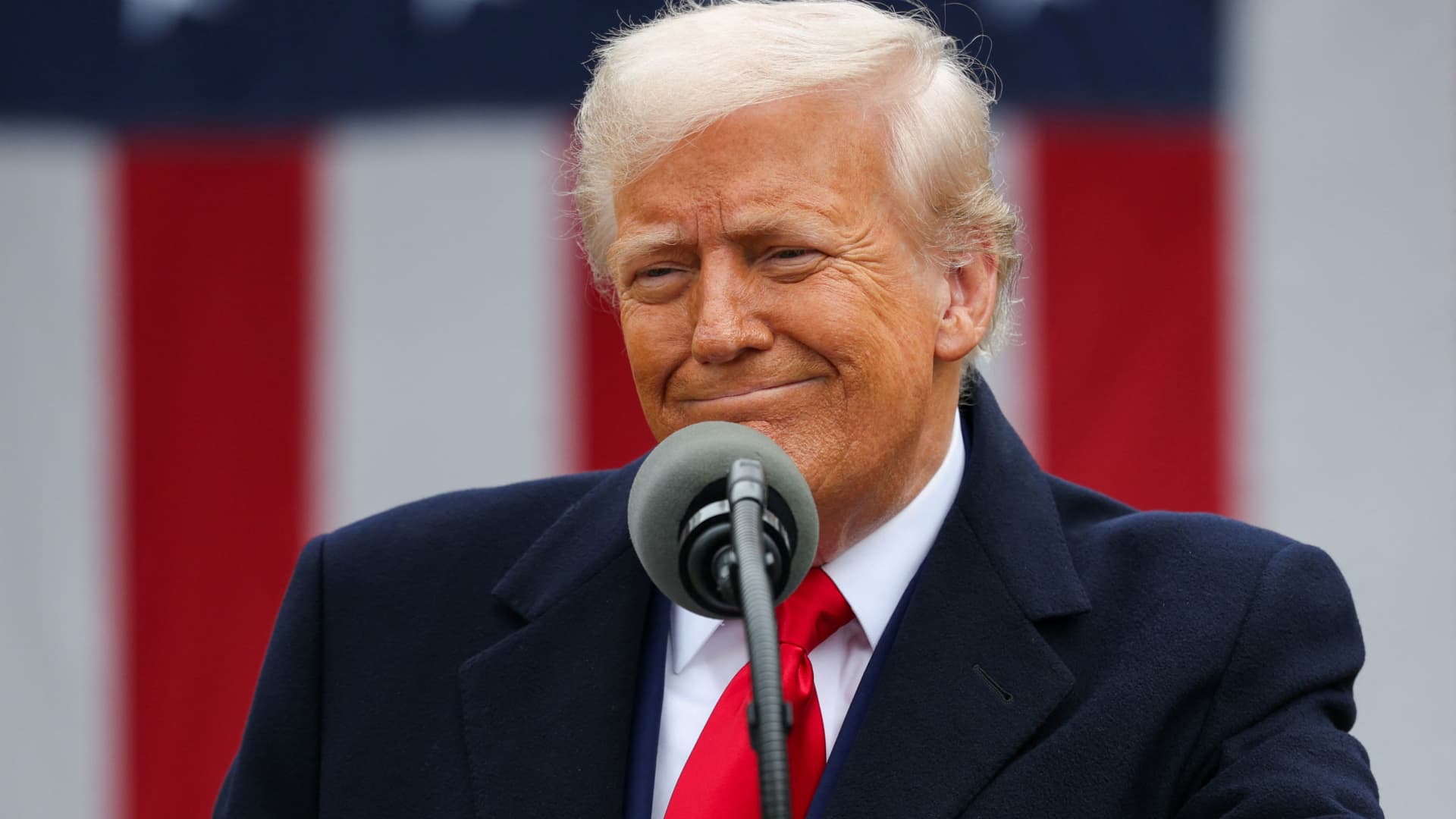 Appeals Court Temporarily Reinstates Trump’s Tariffs Amid Legal Uncertainty