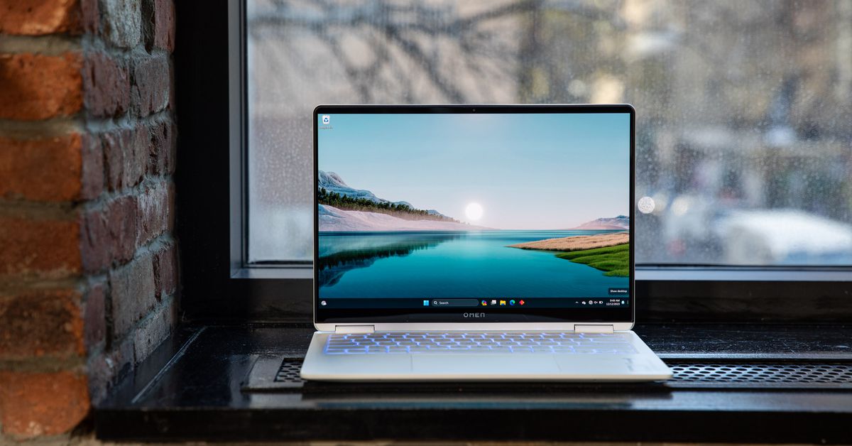 "HP Unveils Omen Transcend 14: A Versatile Gaming Laptop and Monitor Combo"