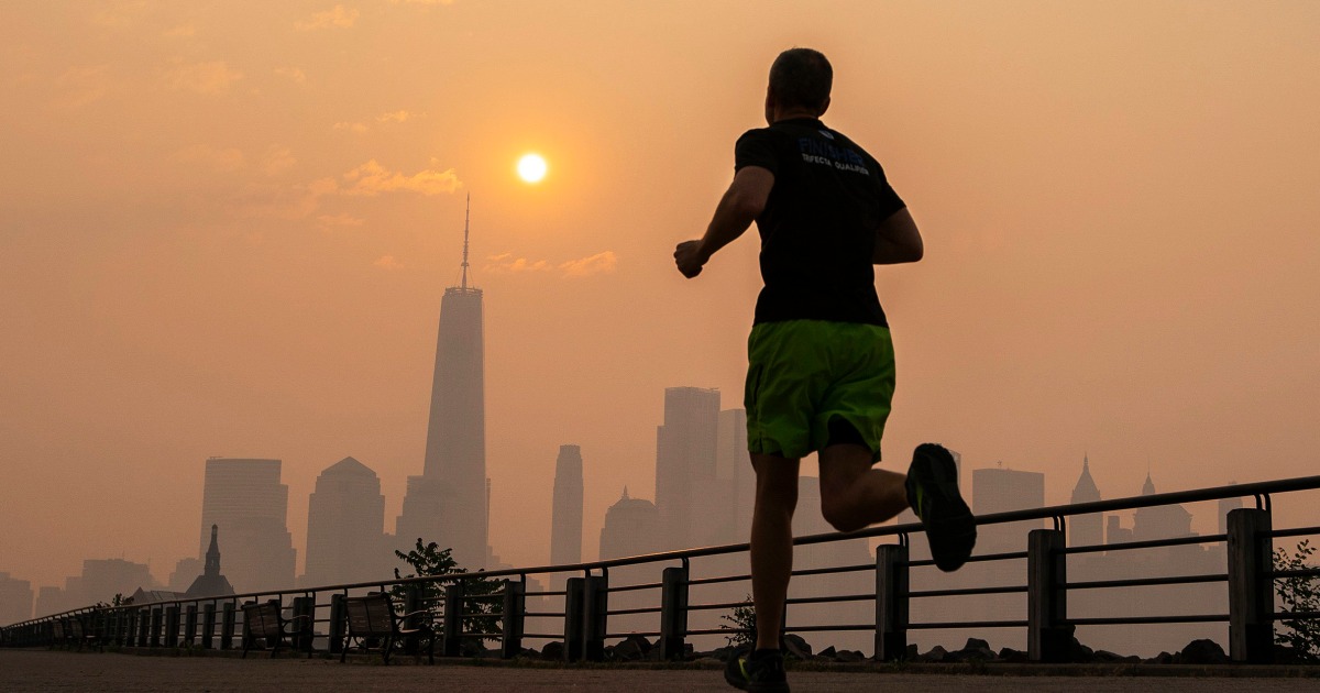 Wildfire smoke blankets Northeast, triggers hazardous air quality alerts.