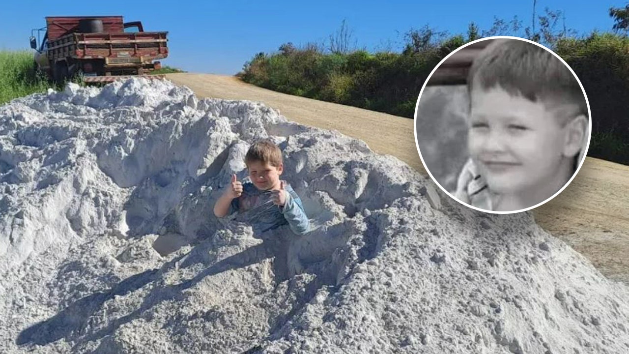 Tragic Death of Boy Playing in Dust Pile Captured in Heartbreaking Photo