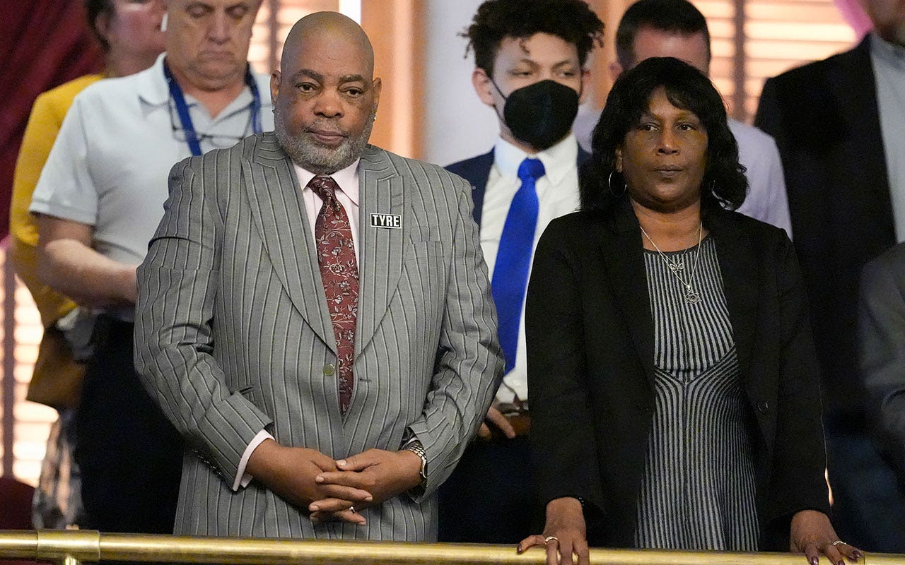 Featured image for Tennessee Governor Reverses Police Reform Law Following Tyre Nichols' Death