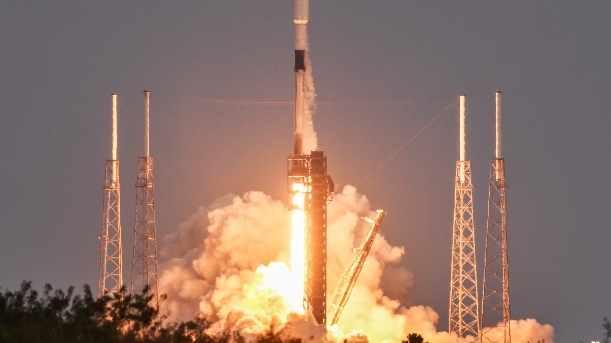 "Starlink 6-44: SpaceX's Third Starship Launch Test Tonight"