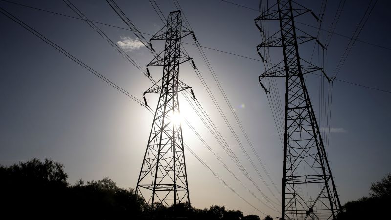 Texas Braces for Energy Challenges Amid Heat Wave and Low Wind.