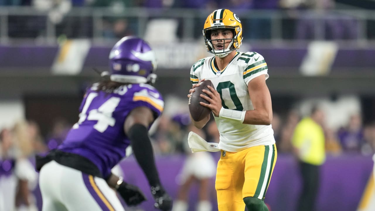 Featured image for "Top Contenders for 'Hard Knocks: In Season' 2024 Revealed"