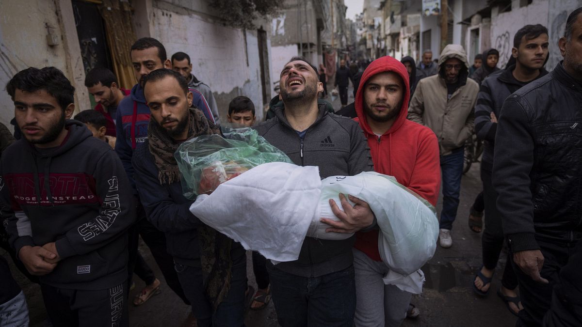 "European Parliament Urges Permanent Ceasefire in Israel-Hamas Conflict"