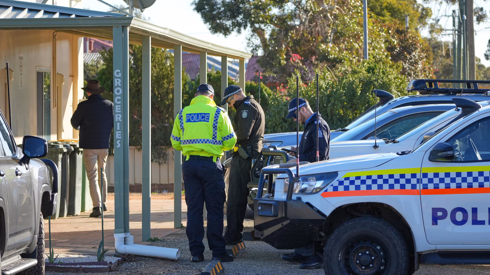 Featured image for German Backpacker Rescued After 12 Days Lost in Australian Outback