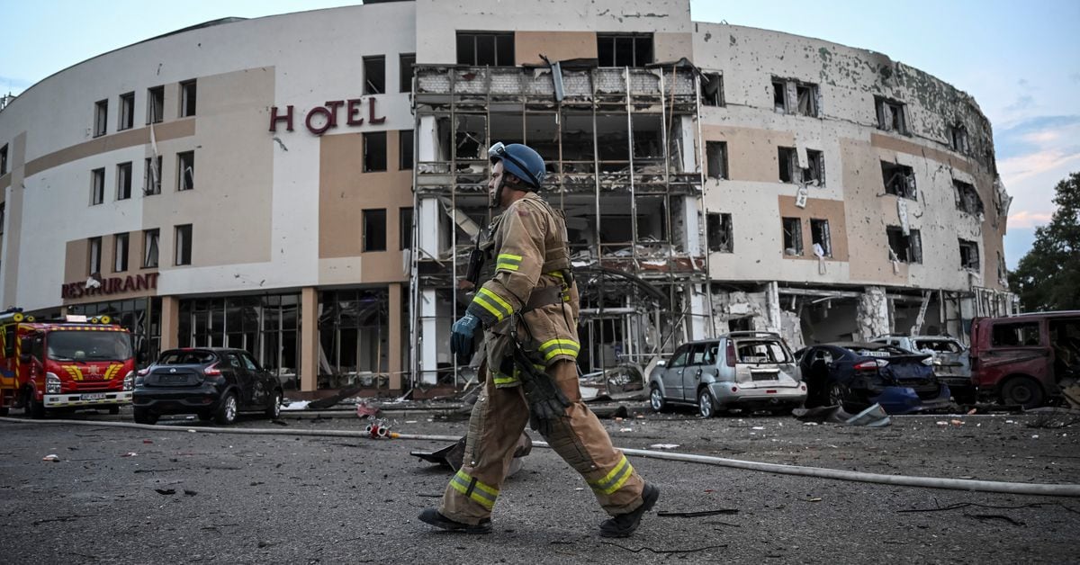 UN Hotel in Zaporizhzhia Struck by Russian Missile