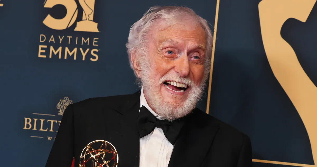 Featured image for Dick Van Dyke Jokes About Not Seeing Trump's Second Term