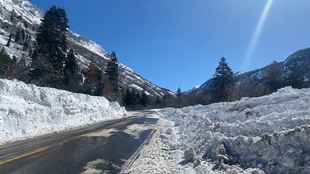 Little Cottonwood Canyon Guests Given Limited Time to Evacuate Due to Avalanche Risk