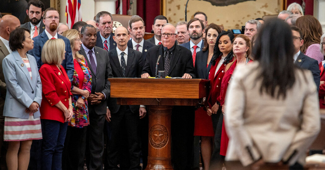 Featured image for Texas and California Advance Redistricting Battles Amid Political Tensions