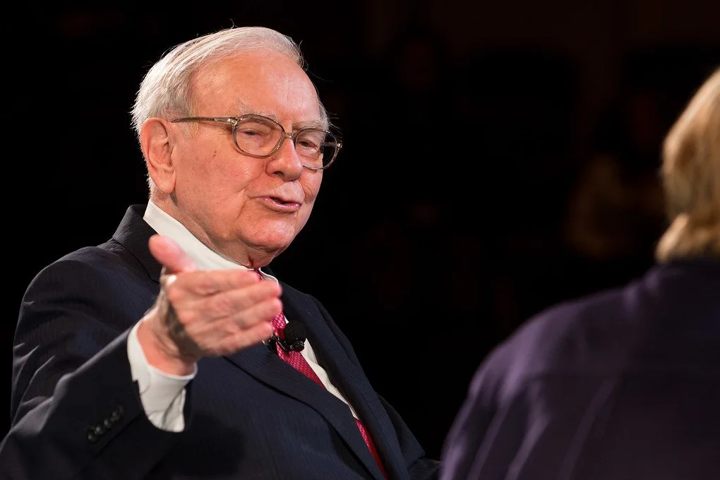 Warren Buffett's $99B Investment Targets 19% and 20% Gains