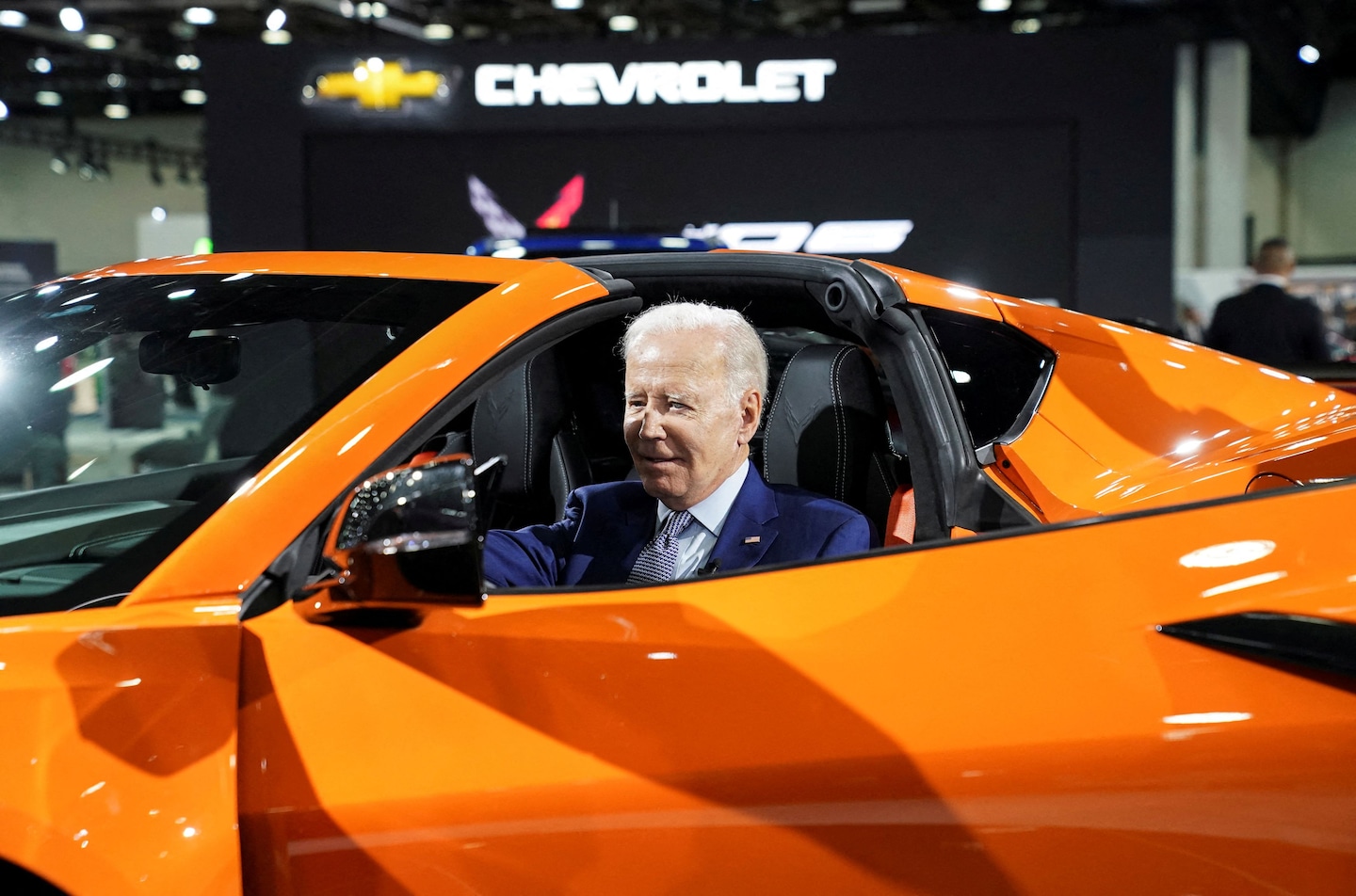 Featured image for "Biden Administration Implements Strong Rules to Accelerate Electric Vehicle Adoption"