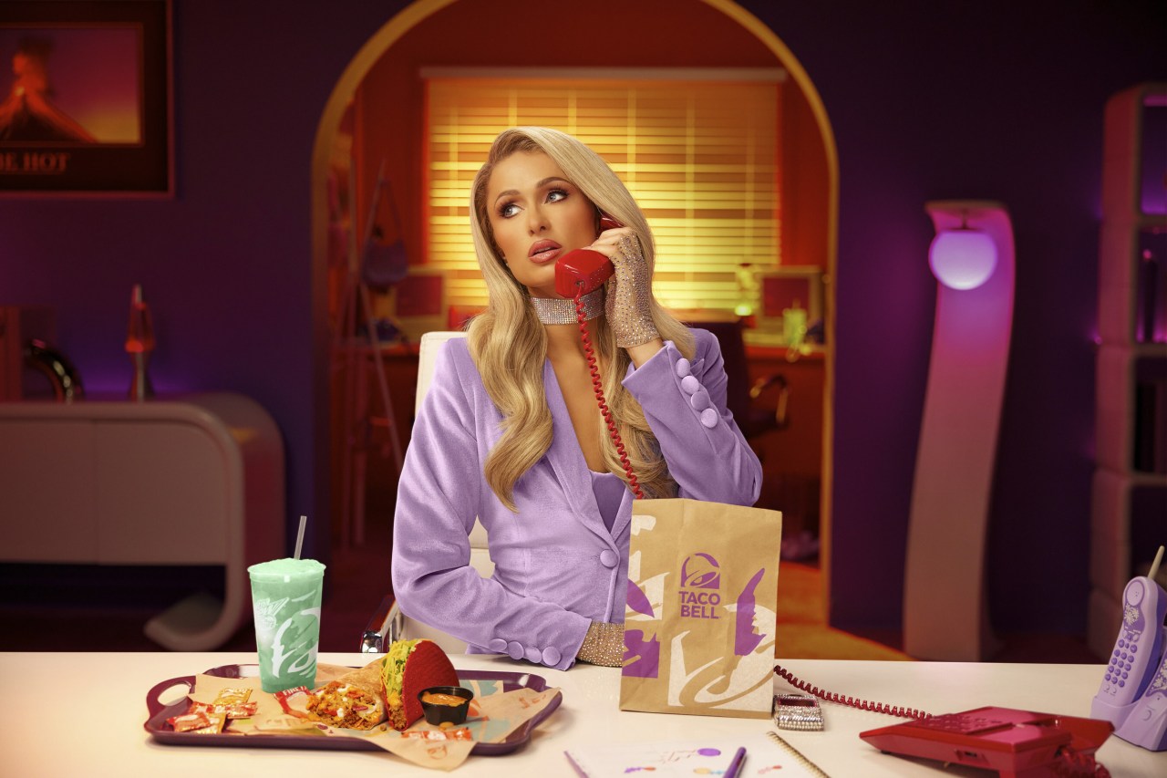 Taco Bell brings back 90s menu items and partners with Paris Hilton for advice hotline.