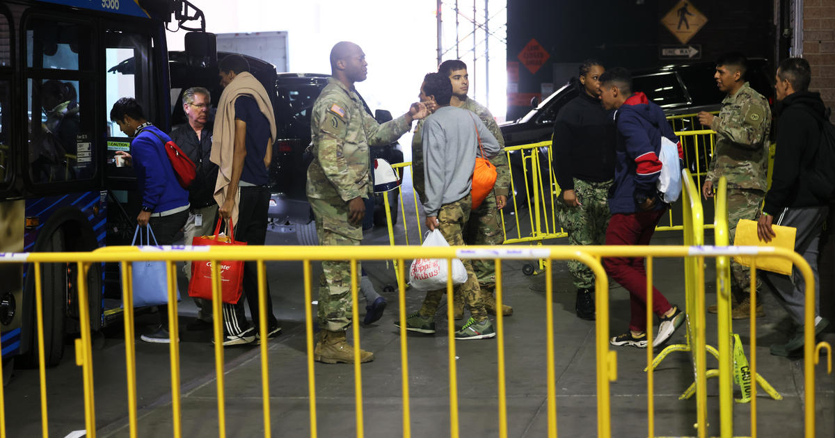 Texas Governor Sends Migrants on Bus to Denver, Expands Operation
