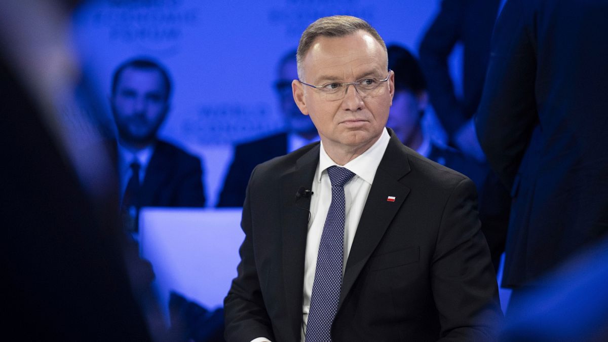 Featured image for "Polish President Pardons Opposition MPs for Second Time Amid Political Dispute"