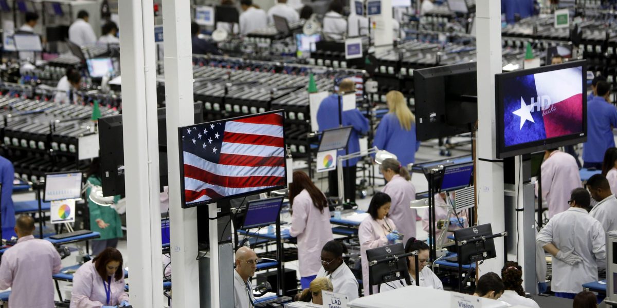 Featured image for Lessons from India and Google's U.S. Smartphone Initiatives for Trump's Apple Manufacturing Push