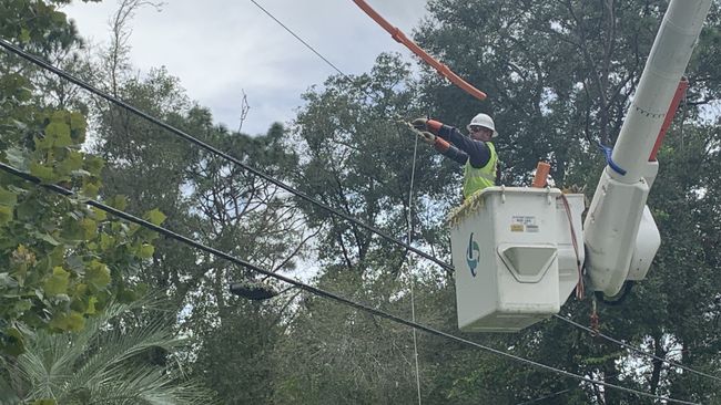 "Restoring Power: Duke Energy Aims to Bring Relief to Hurricane Idalia Affected Areas"