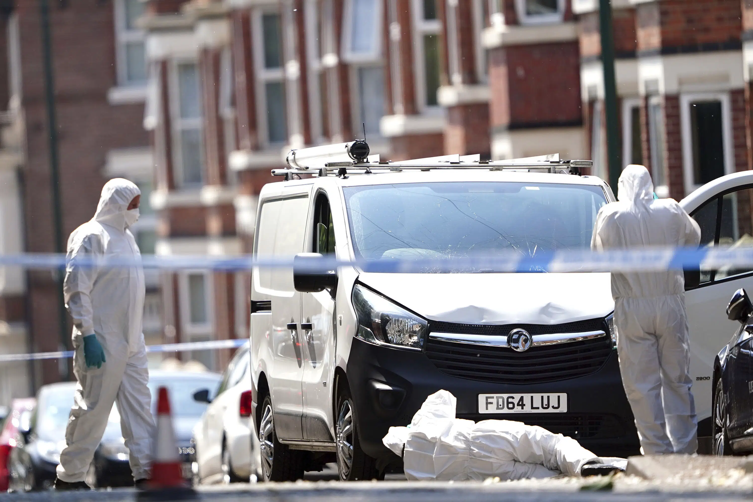 Man kills 3, injures 3 in Nottingham stabbing and van attack, arrested by police.