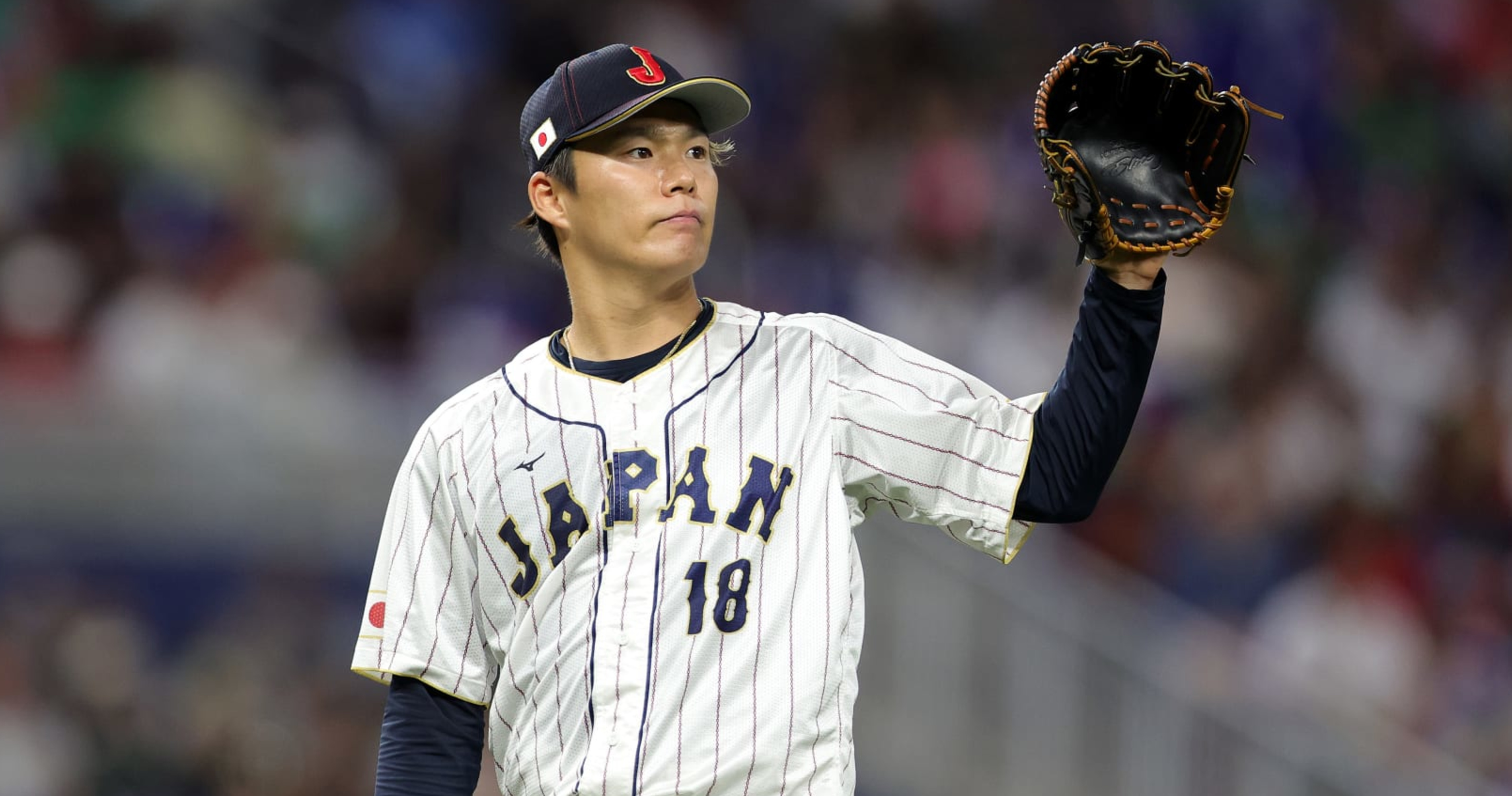 MLB's New York Teams Compete for Japanese Star Yoshinobu Yamamoto in Free Agency