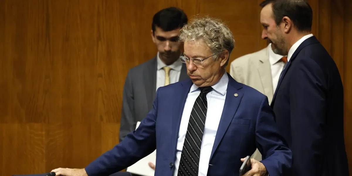 Senate and GOP Clash Over Venezuela War Powers and Trump’s Authority