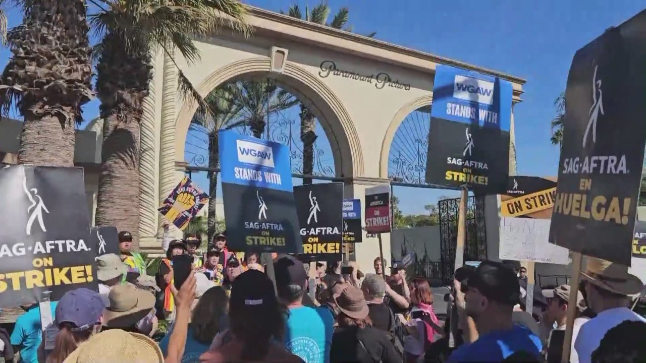 Featured image for SAG-AFTRA and Studios Nearing Deal, Strike Resolution in Sight