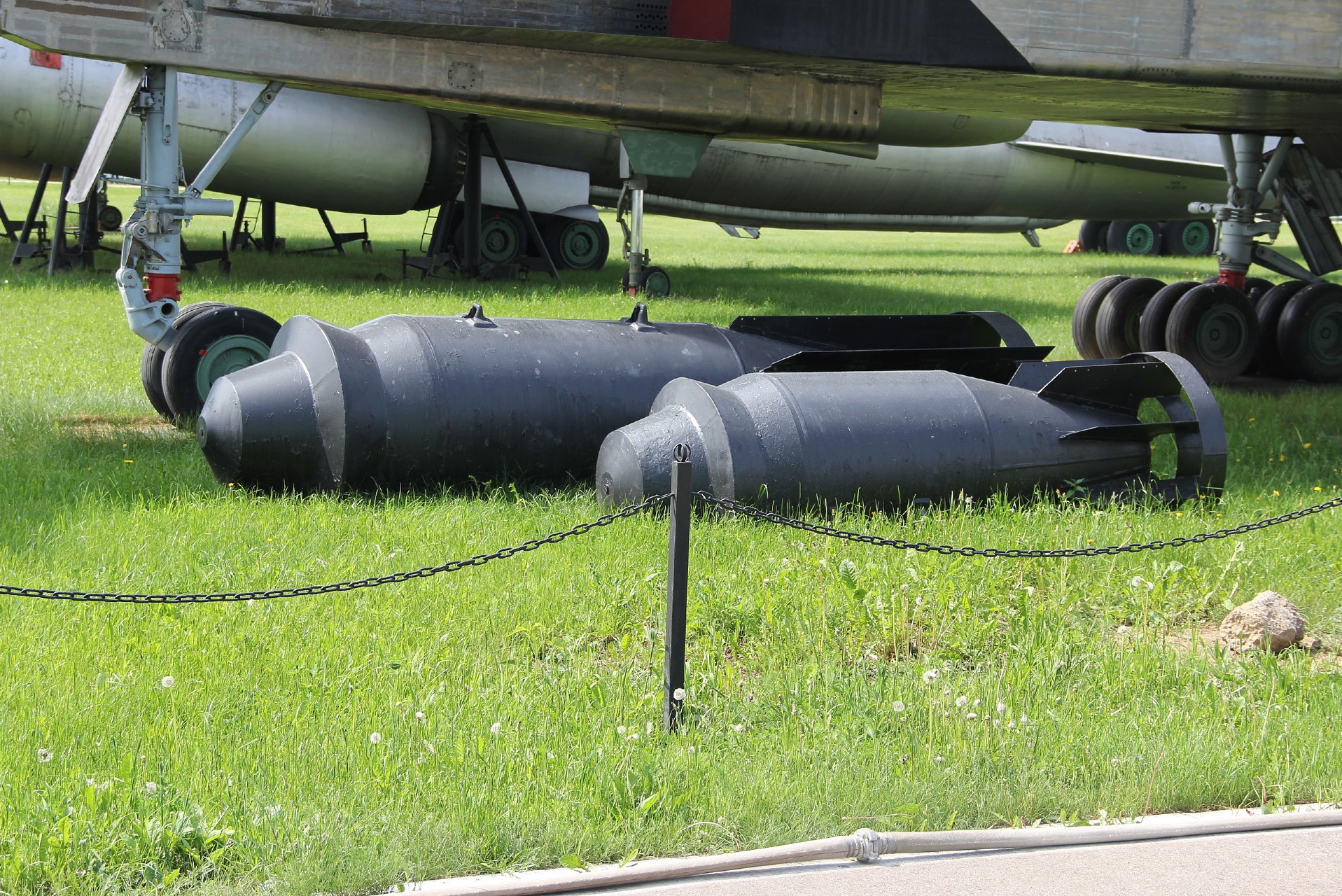 Escalating Russian Nuclear Tensions: Calls for Expanded Arsenal and Attack Plans