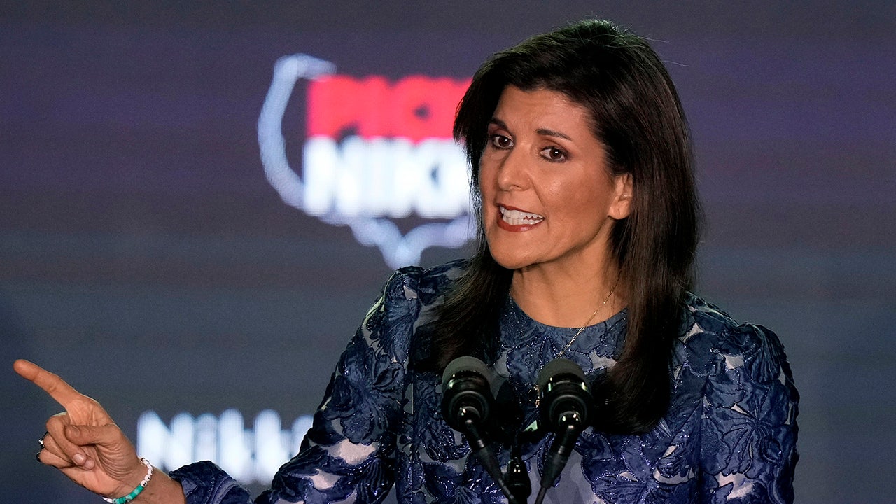 "Nikki Haley's Speech After New Hampshire Loss Sparks Controversy with Trump"