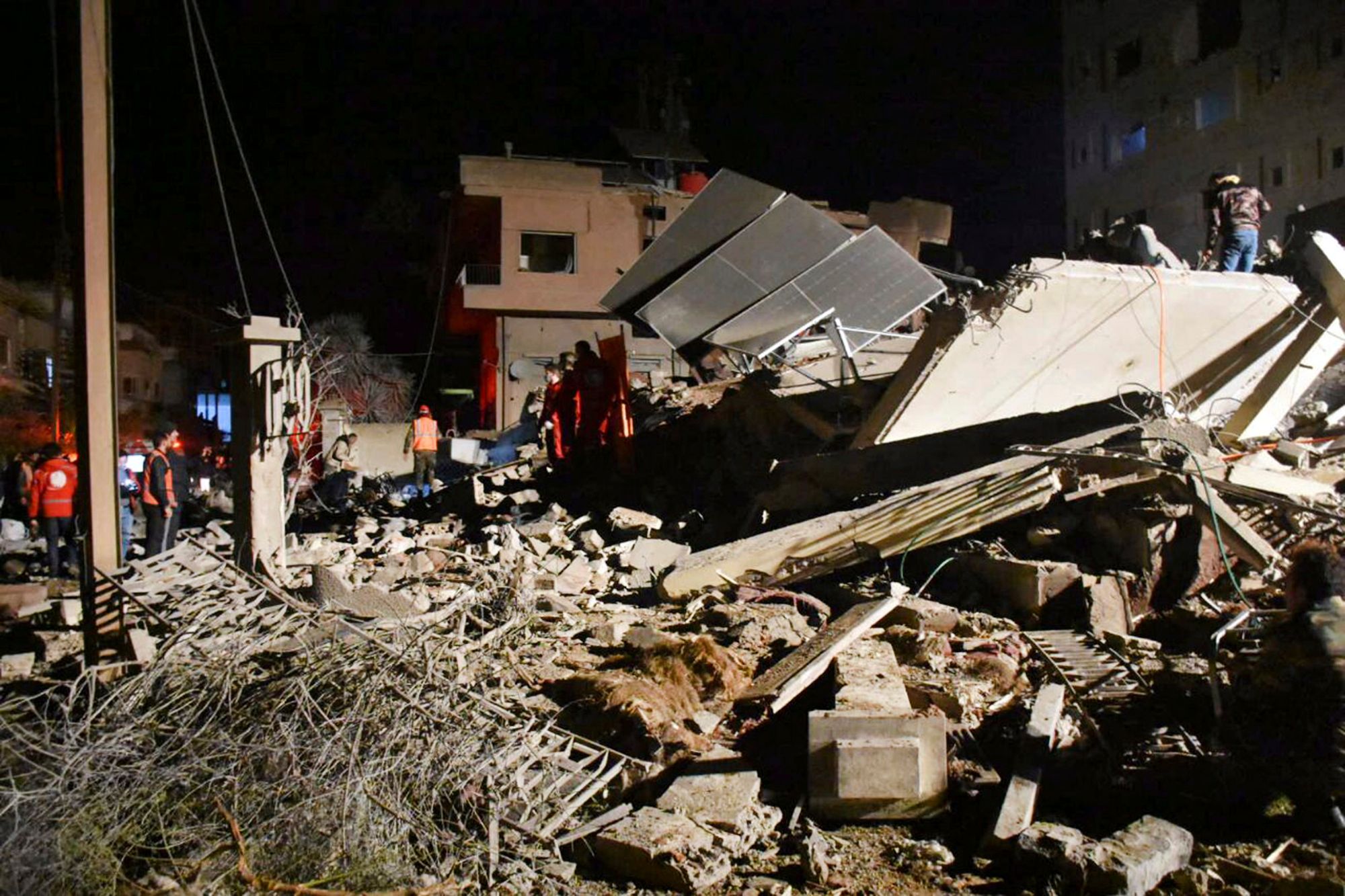 Israeli Strike in Aleppo Kills Iranian General Amid Rising Tensions