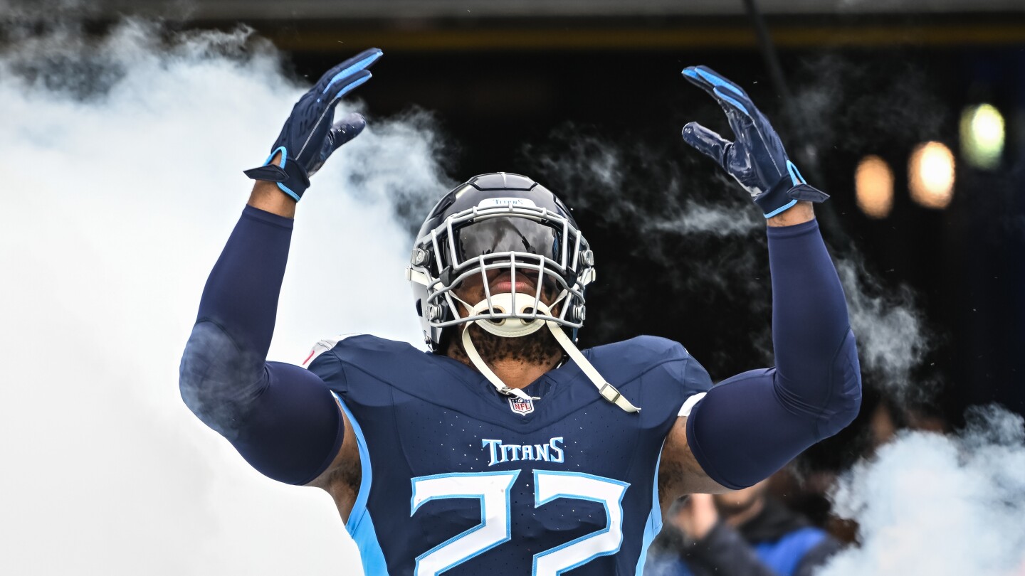 "Titans' GM and HC Discuss Derrick Henry's Future and Free Agency Possibilities"