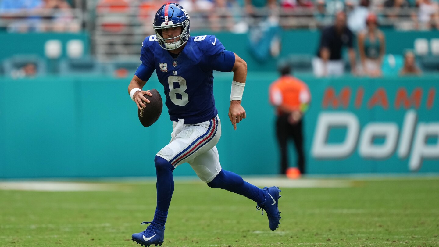 Daniel Jones Declared Fit to Play, Resolving Giants' Quarterback Crisis